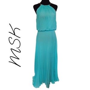 MSK | Seafoam Green Long Chiffon Blouson Halter Dress w/ Gold Necklace, Size 8